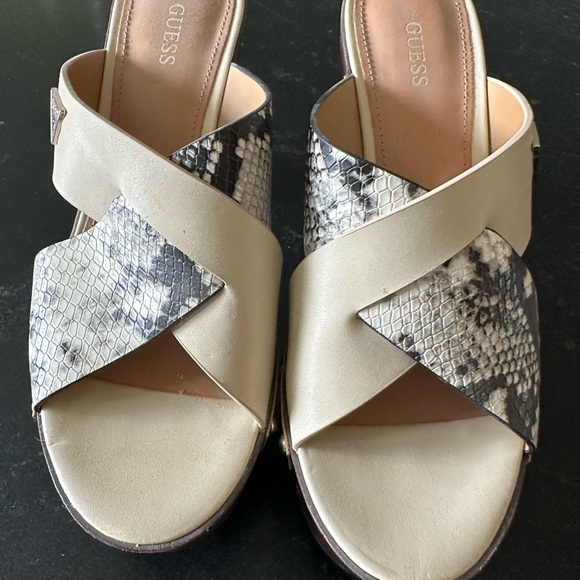 Guess Cream and Gray Platform Shoes with Exotic Print - Picture 2 of 4